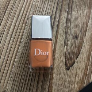 Dior Vernis Couture Colour Nail Polish the shade 333 Rivage